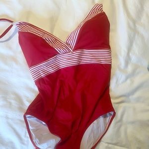 NWT Vineyard Vines One Piece Bathing Suit